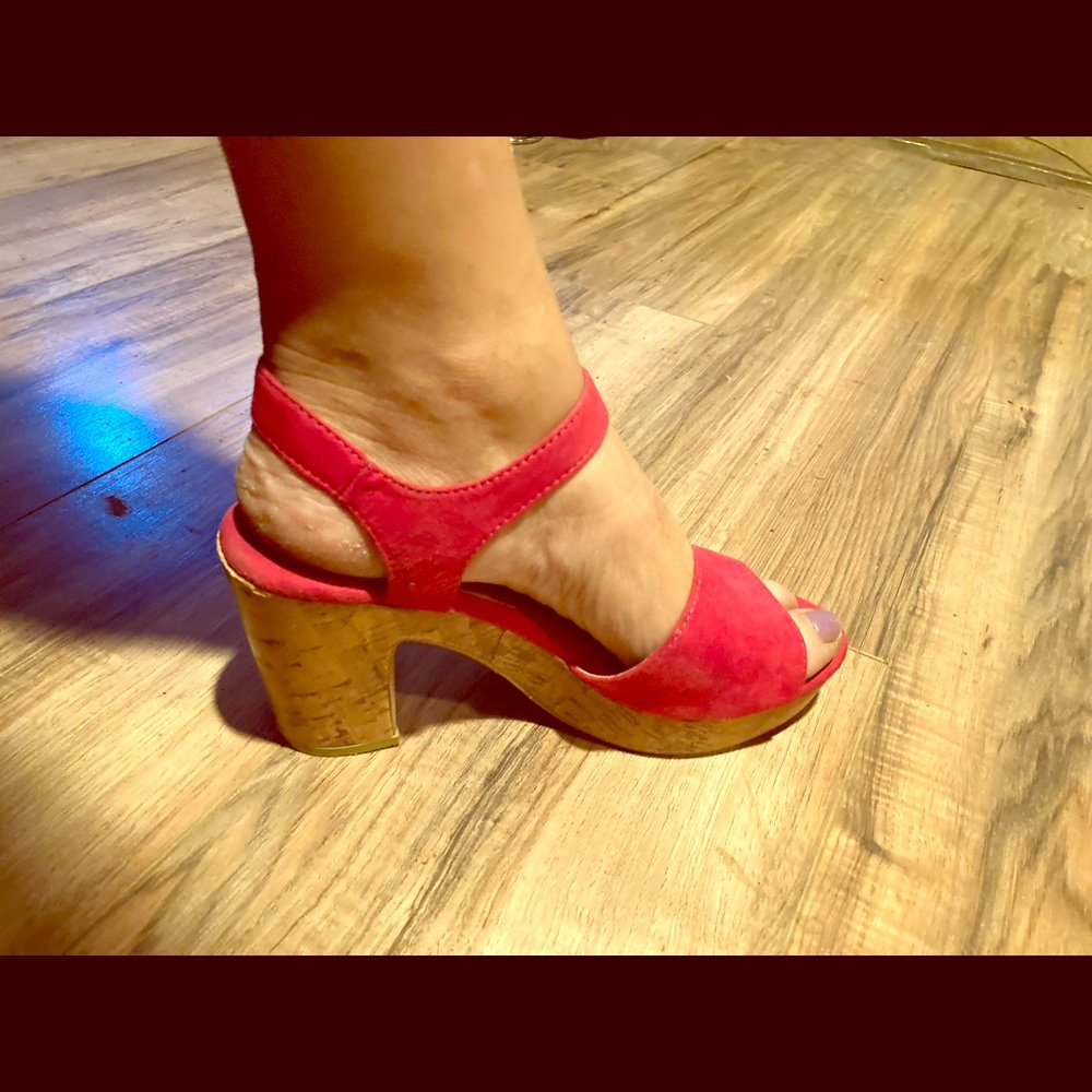 Pink platform heels